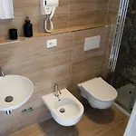 D'amare Bed & Breakfast 4*